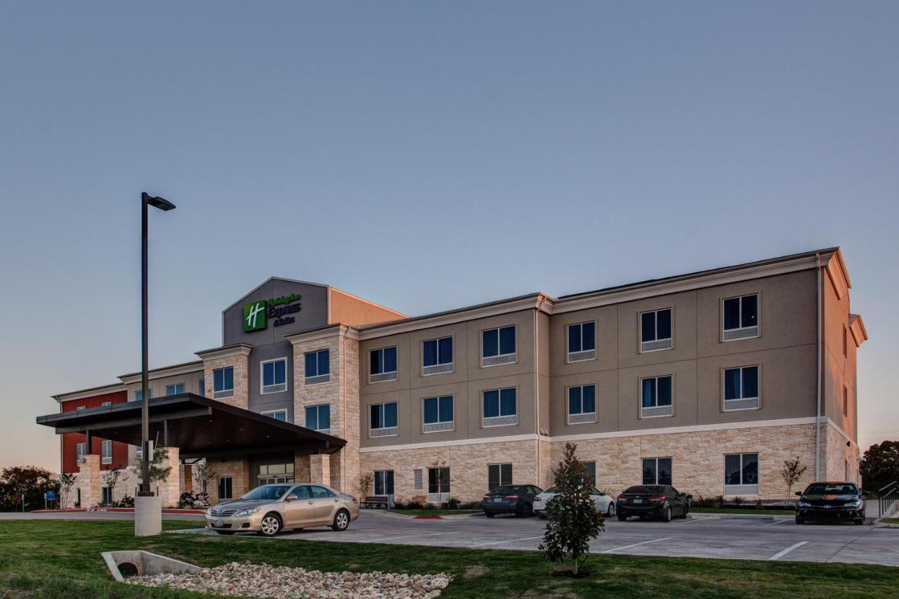Holiday Inn Express & Suites Gatesville - N. Ft Hood By Ihg Экстерьер фото
